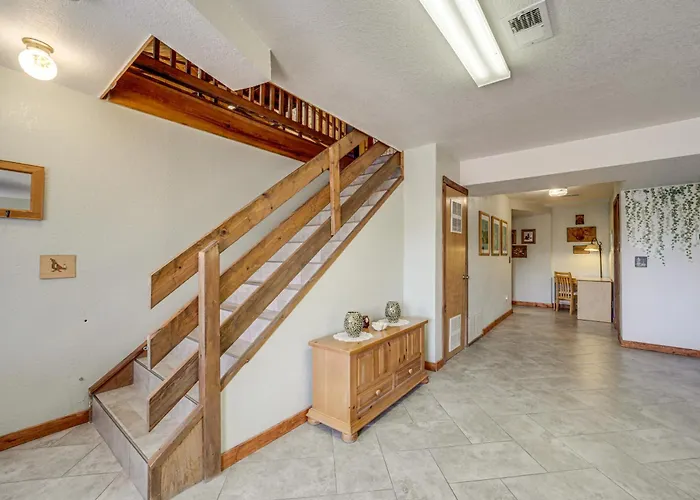 Mtn & Golf Course Views: Retreat! Payson