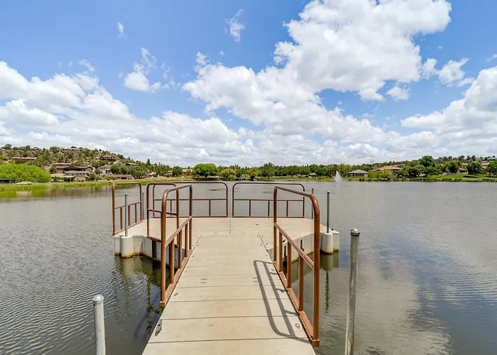 Holiday home Mtn & Golf Course Views: Retreat!